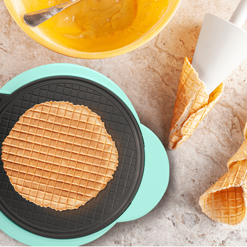 Electric Non-Stick Waffle Cone Maker PG94155