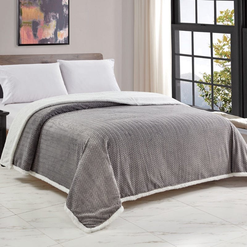 Jacquard Sherpa Oversized Bedding and Blanket Grey / Queen 013765