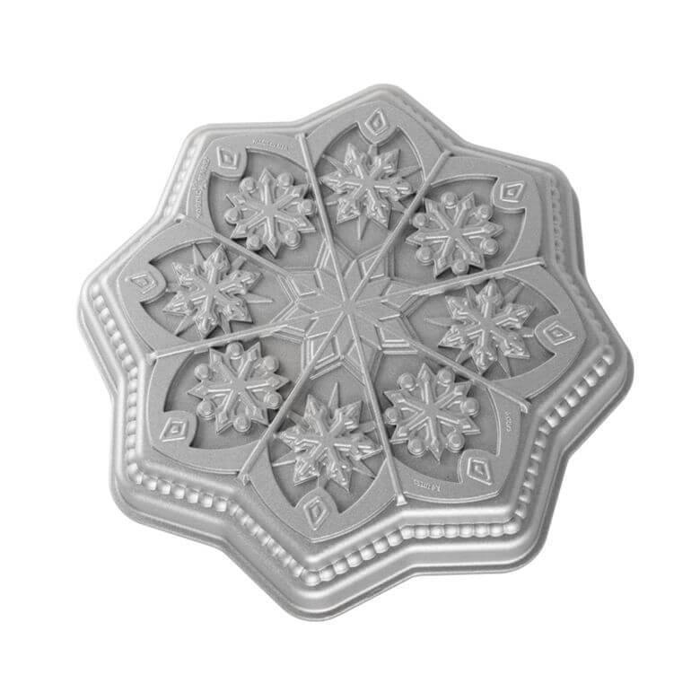 Sweet Snowflakes Shortbread Baking Pan by NordicWare 03048M