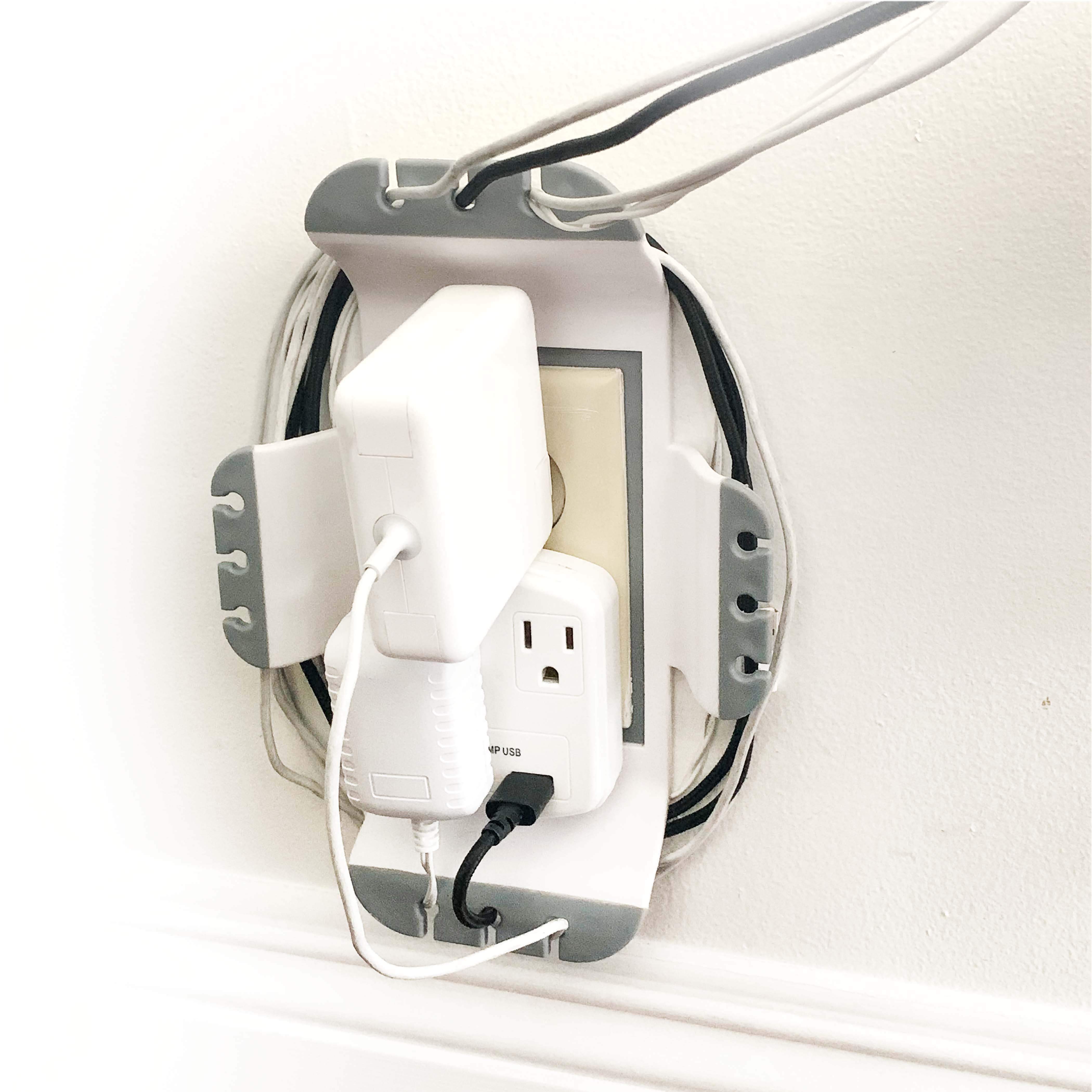 Tangle Free Cable Outlet Organizer JB8500